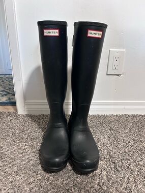 Hunter Original Tall Rain Boot Size 9